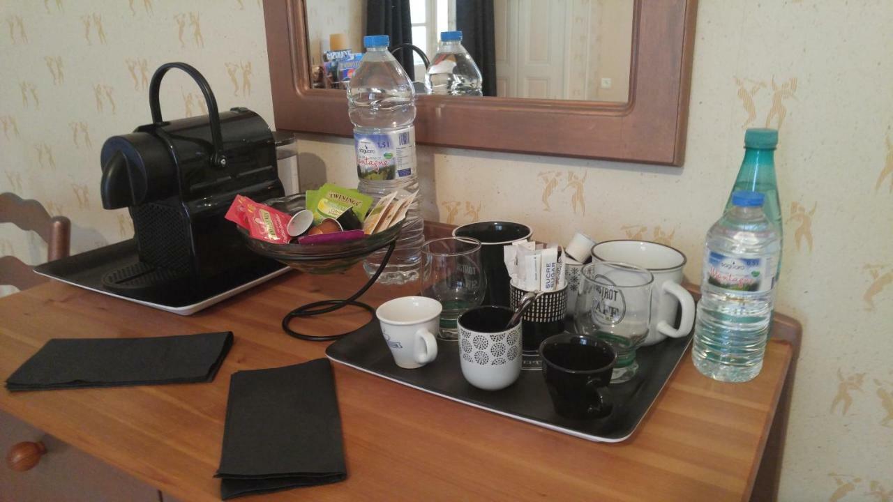 Domaine De Bramefaon Bed & Breakfast บาร์บิซง ภายนอก รูปภาพ